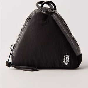 Altitude Multi Mini Pouch NWT Black